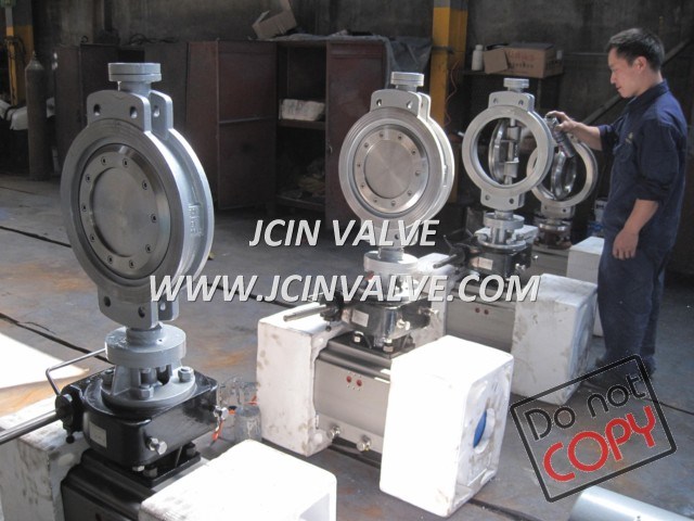 Pneumatic Butterfly Valve with Metal Seated (D673H)