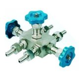 Stainless Steel Forged High Pressure 3 Way Valve Manifold
