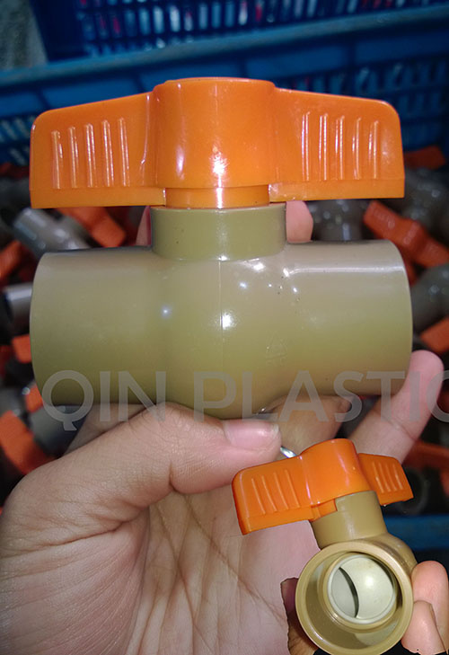 UPVC Ball Valve (QB-L0015)