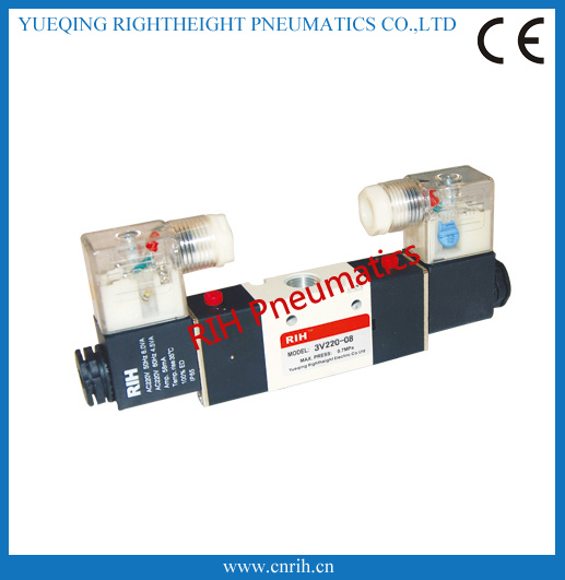 Two Position Three Way Solenoid Valve (3V220-08)