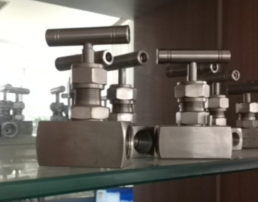 Threaded Needle Valve 6000psi
