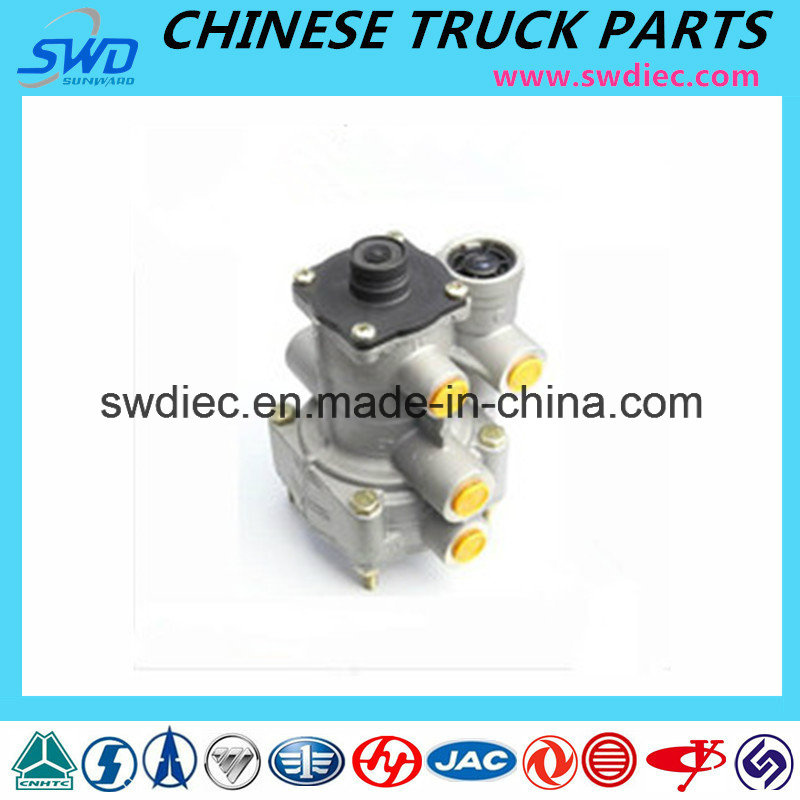 Trailer Control Valve for Sinotruk Truck Spare Part (Wg9000360525)