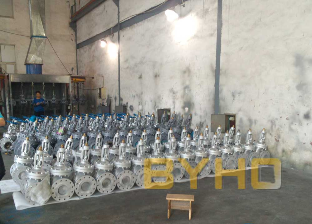 Outside Screw & Yoke Cast Steel Gate Valve in API 600