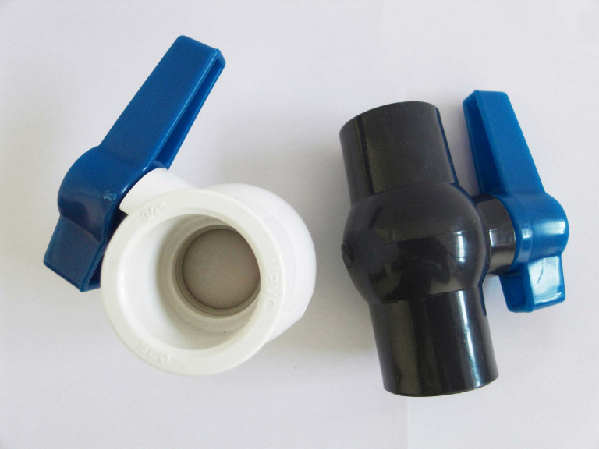 High Quality PVC Ball Valve (DIN, ANSI, BS)