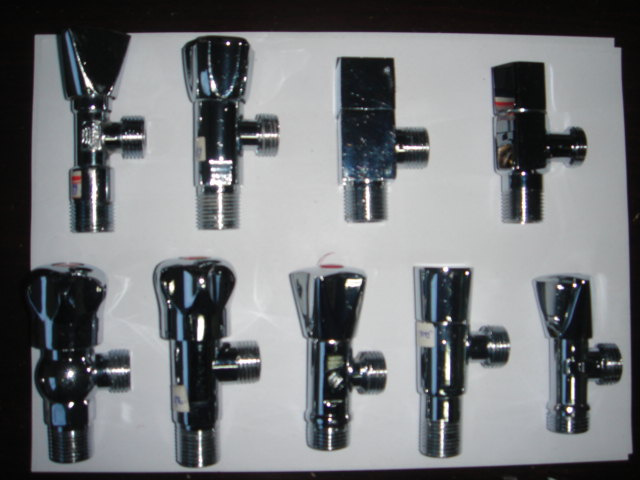 Brass/Zinc Angle Valves (3)