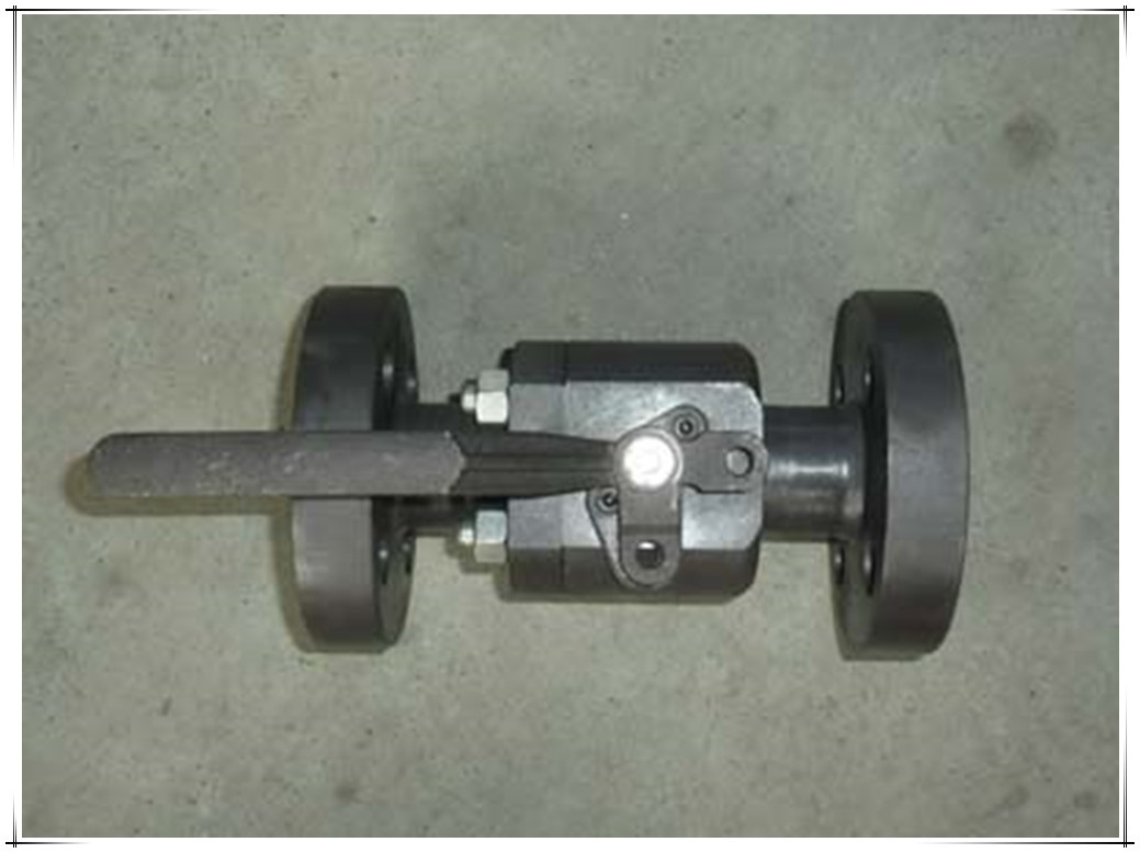 2PC Floating Forged Steel Flange Ball Valve