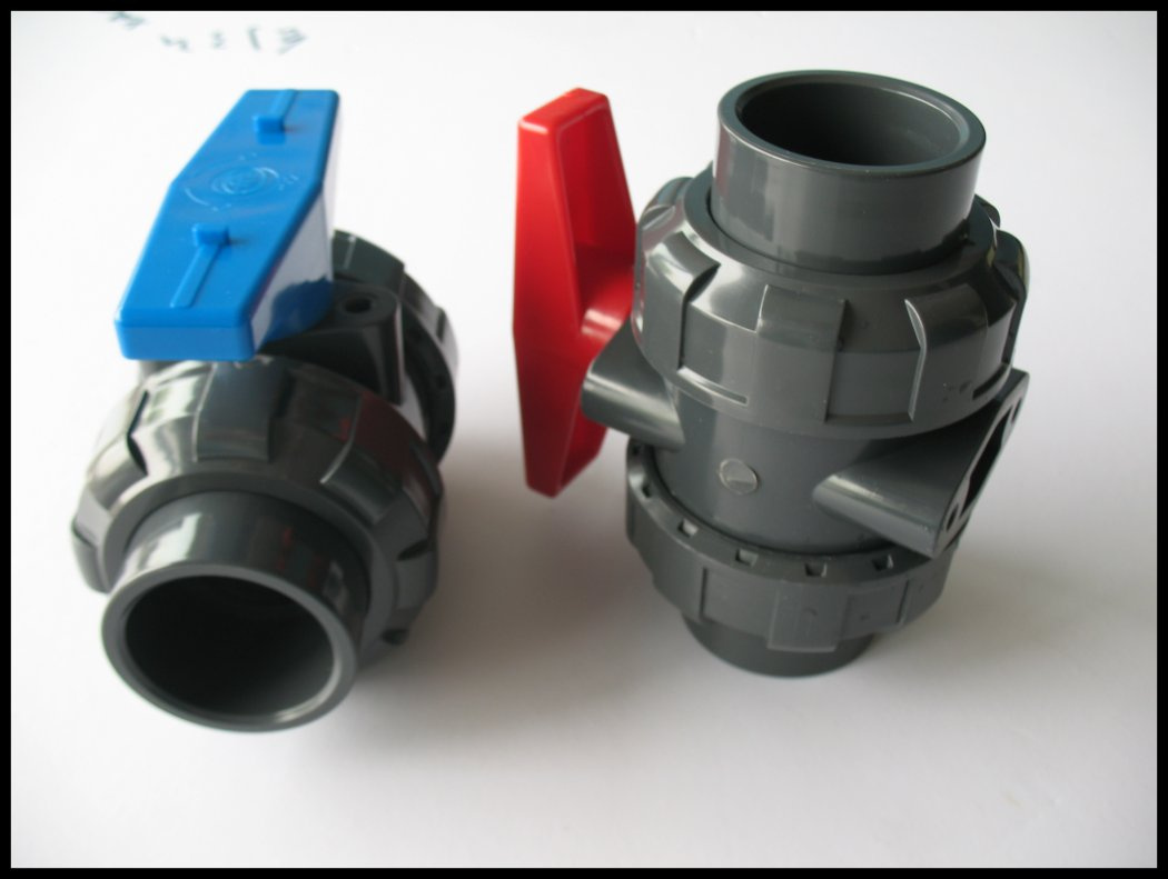 PVC Ball Valve/ UPVC Ball Valve for Size Dn40 (1-1/2