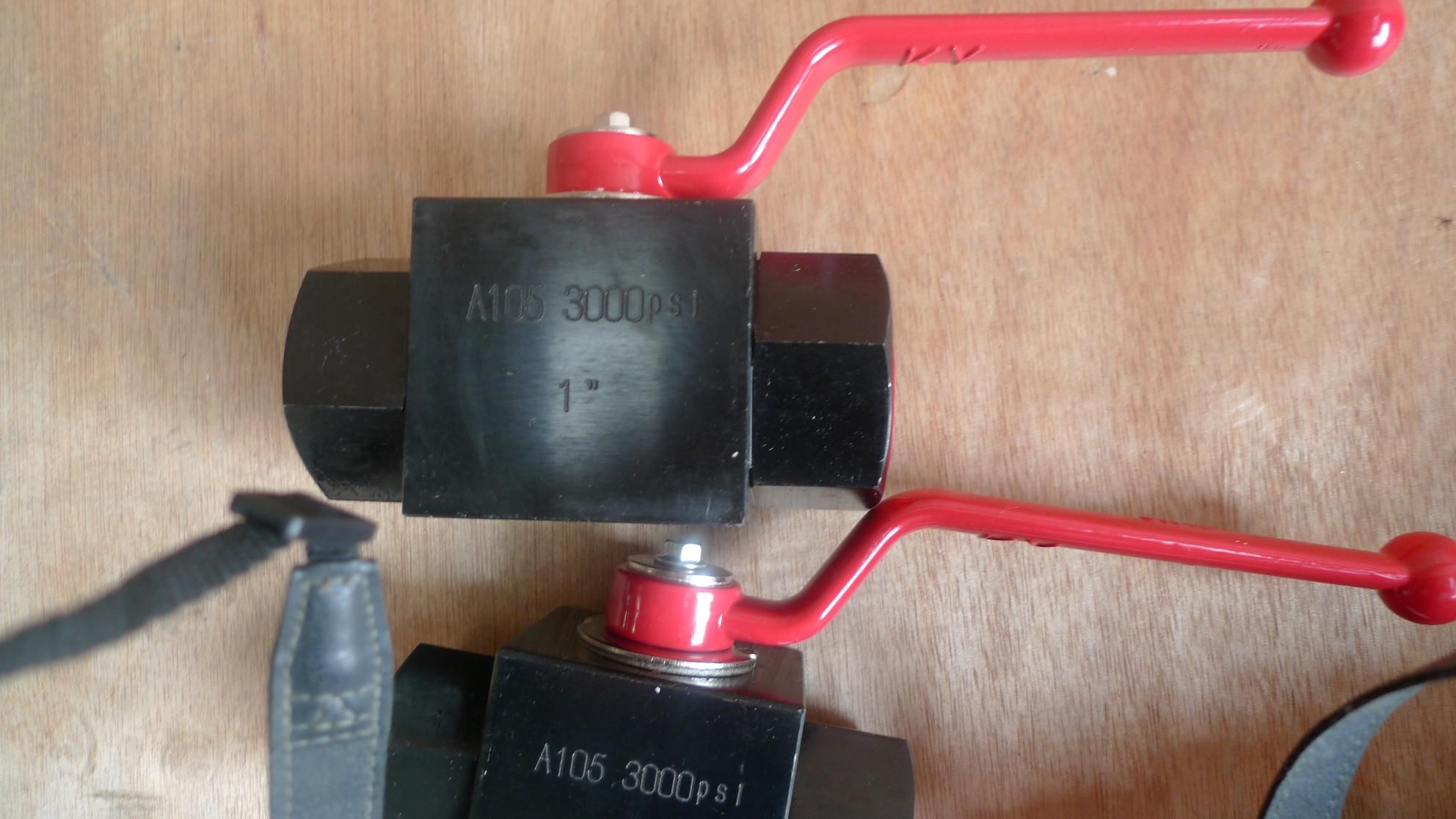 NPT Threaded High Pressure Ball Valve (lever operator)