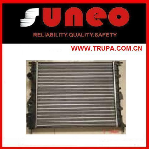 Radiator for Renault Megane/Clio/Laguna/Clio-II, Kangoo, Thalia /Express II Extra II Rapid II/Renault 21 Espace II/19 Clio I/Clio I 600 600 0712/770 042 5842