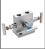 High Pressure 3 Way Manifold Valve Available in Super Duplex