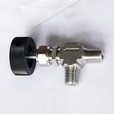 6000 Psi 90 Degree Male Needle Valve