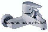 Chromed and Painting White Bathtub Faucet